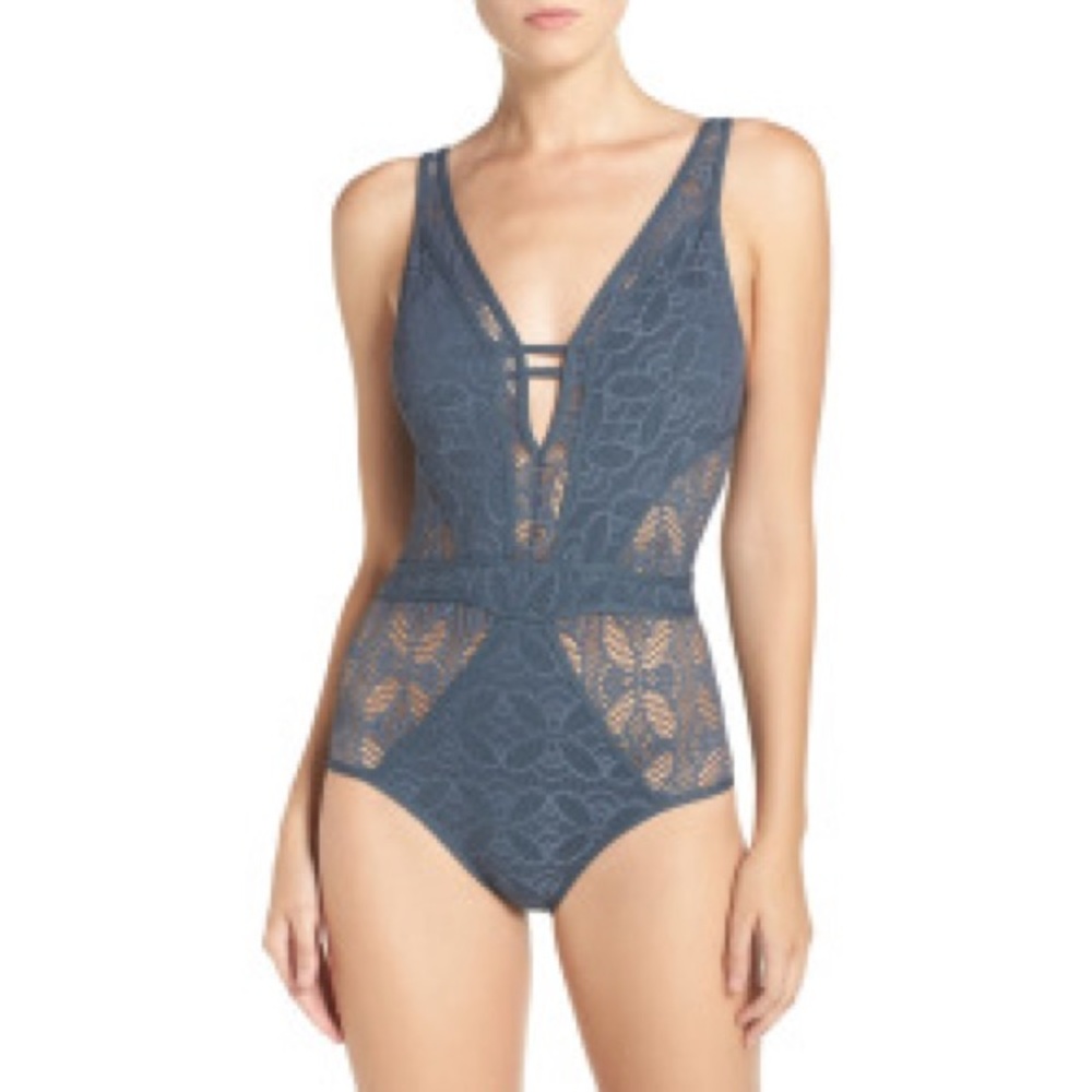 NWOT Becca one piece plunge swimsuit